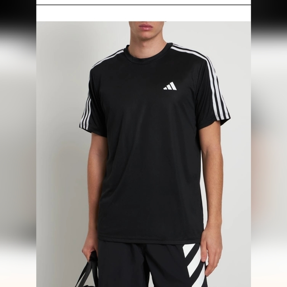 ADIDAS Black 3 Stripes tech Short Sleeved t-shirt Mid weight Mens Size M